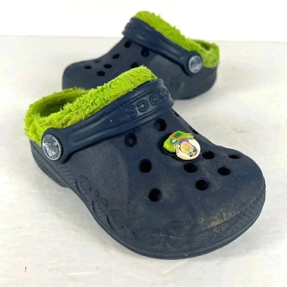 Crocs fleece lined sandals
